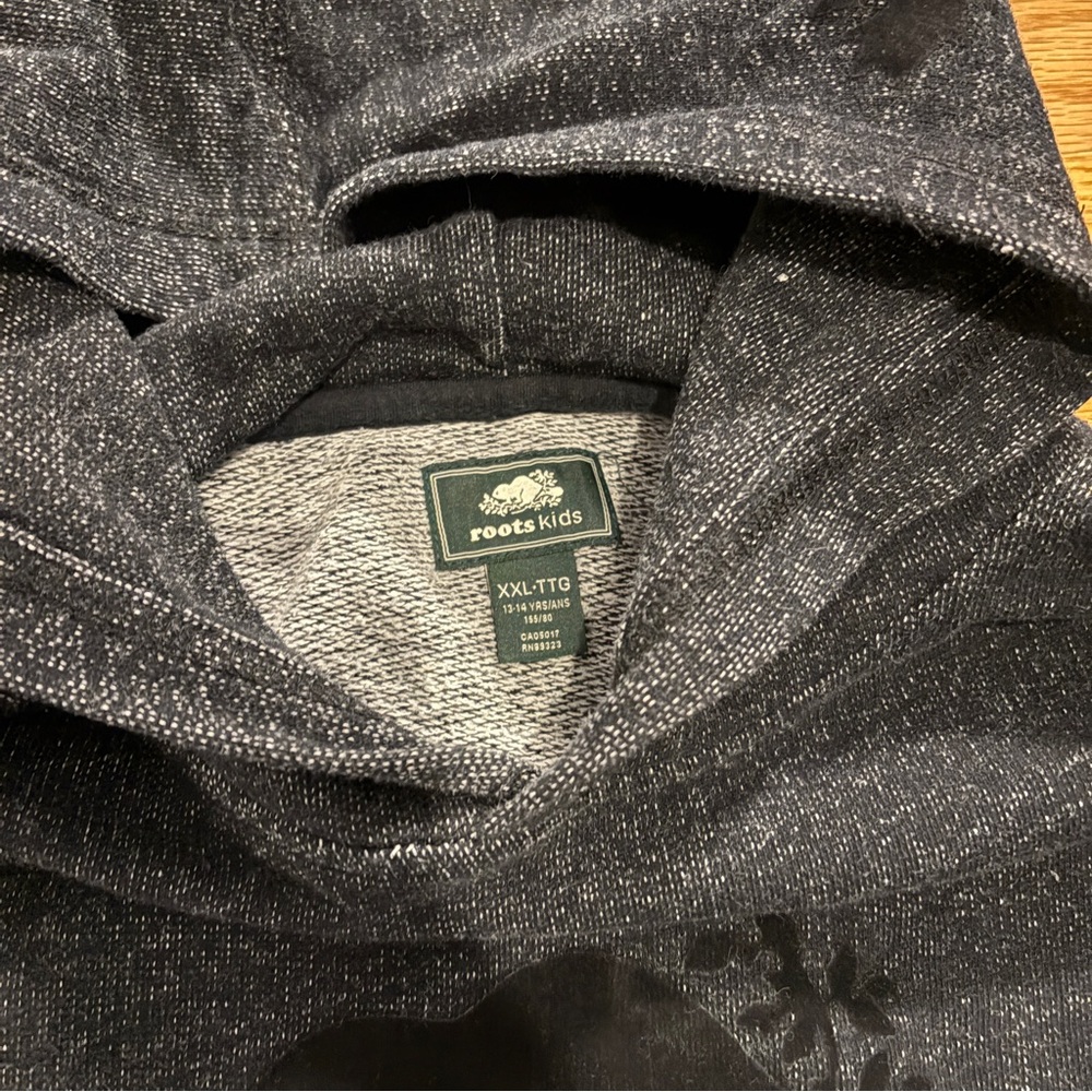 ROOTS Black Salt and Pepper Style Size XXL (size 13-14) - Picture 4 of 4